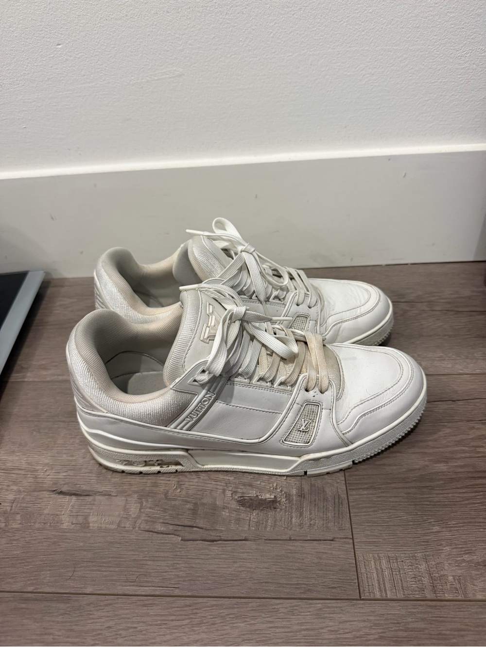 Louis Vuitton White and Off-White Men's Low-Top Sneakers - Picture 3 of 5